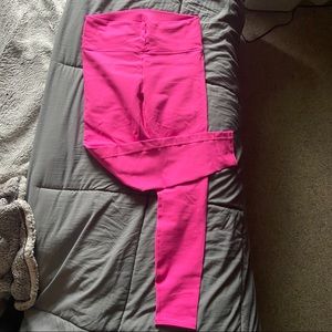 BRAND NEW Fabletics Powerhold Legging